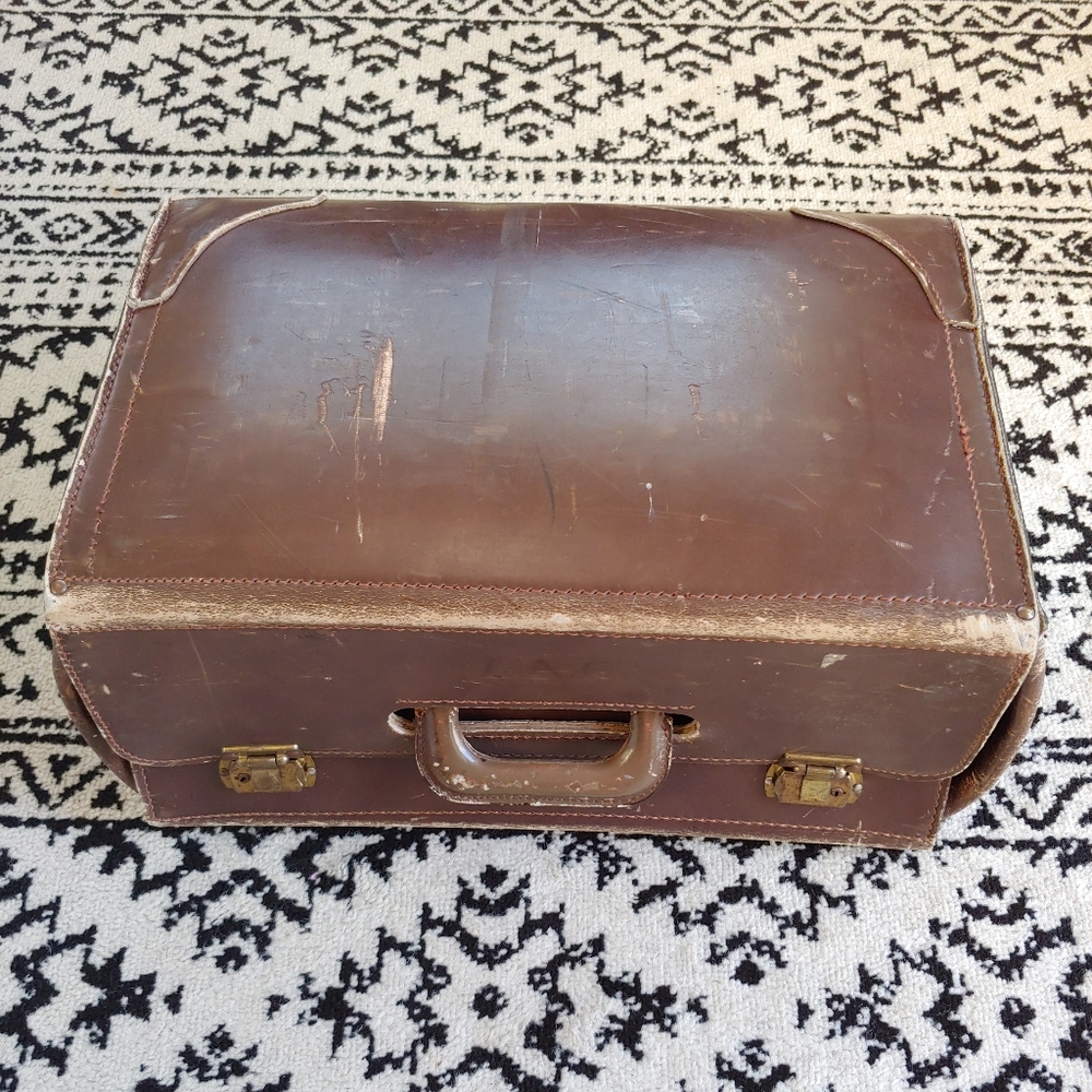 Antique leather luggage / case
